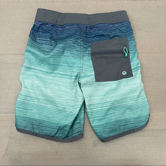 PEEK Rashguard & Swim Trunk Set - Picture 9 of 9